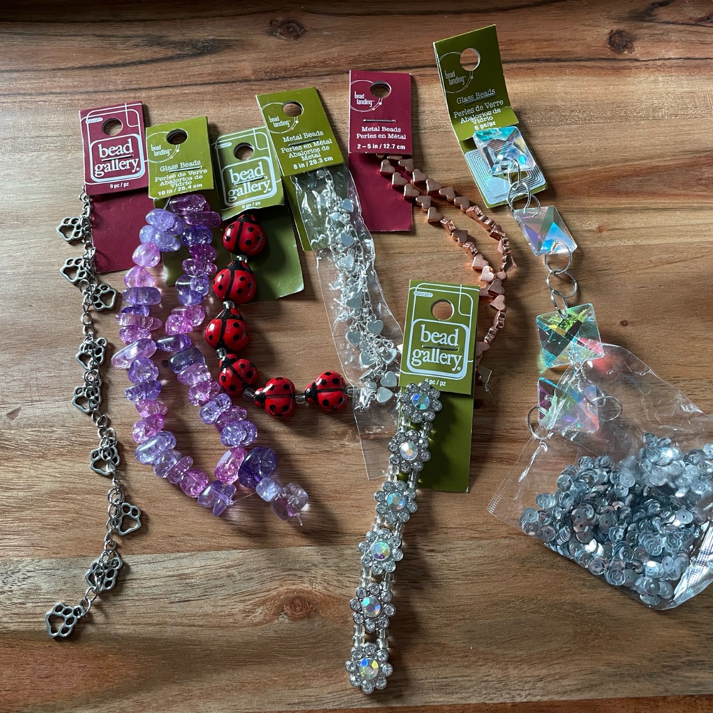 NWT Assorted Beads Collection - Picture 7 of 7